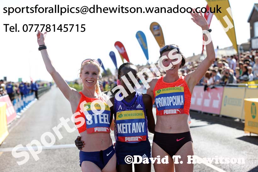 From left to right: Gemma Steel 2nd, Maray Keitany winner and Jelina Prokopcuka 3rd in the womens Morrisons Great North Run. Photo: David T. Hewitson/Sports for All Pics